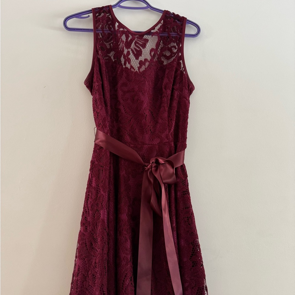 Elegant Lace Burgundy Dress